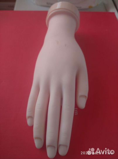 Рука тренировочная для маникюра. Новая