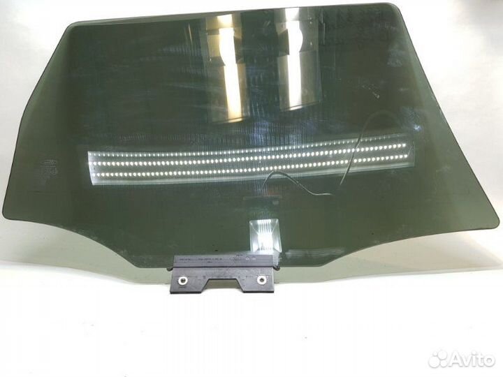 Атермальное стекло заднее левое Ford Kuga 1.6