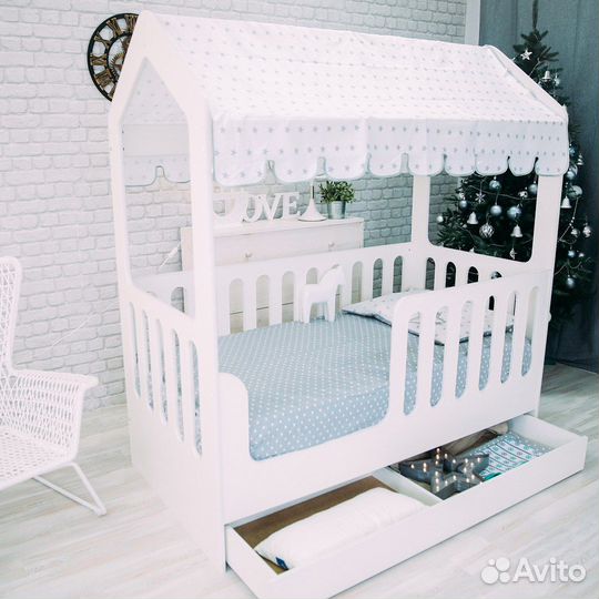 Кровать-домик с матрасом 160х80