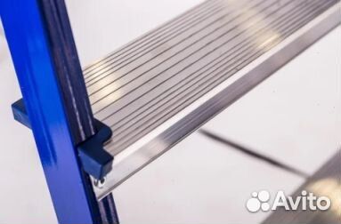 Стремянка лестница металлическая 4 ступени