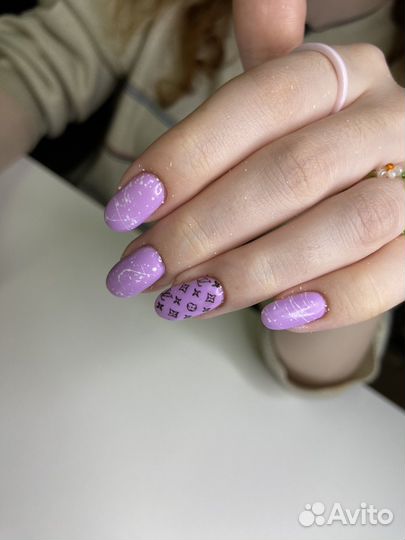 Мастер маникюра