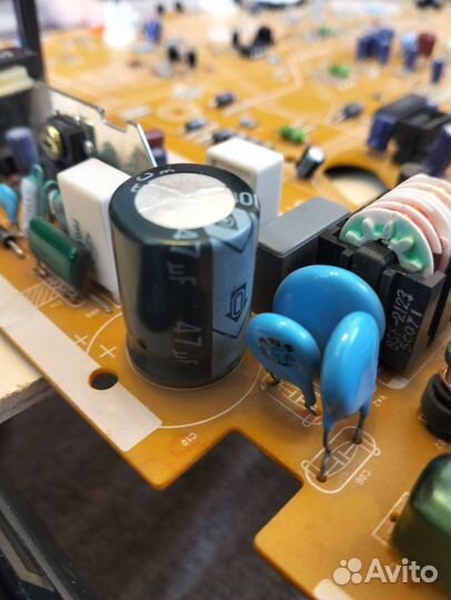 Плата аудио-видео, (конденсаторы)