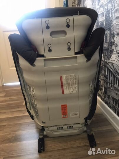 Продаю автокресло Britax romer kidfix sl