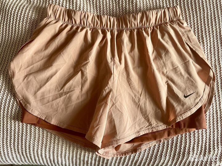 Шорты nike оригинал xl новые женские