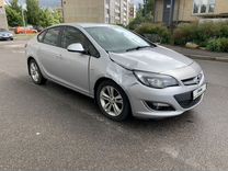 Opel Astra, 2013, с пробегом, цена 499 000 руб.