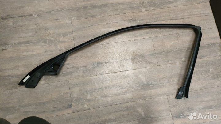 Накладка двери передняя левая Bmw 530 D E61 M57N