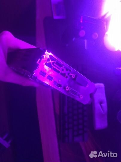 HD6870 1GB 192bit gddr5