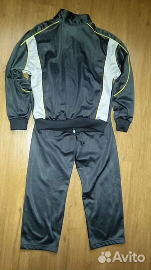 Спортивный костюм