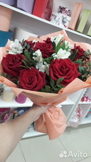 Доставка букетов и цветов