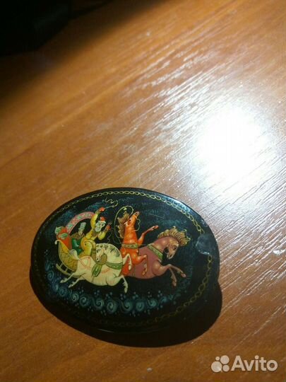 Брошь палех