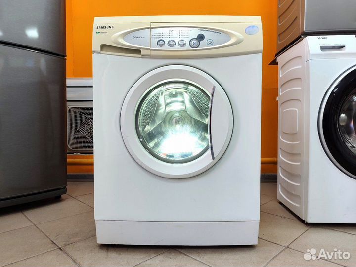 Стиральная машина узкая бу Samsung. На гарантии