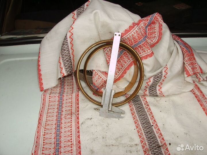 Свадебные кольца для укрошения автомобиля