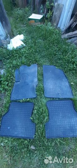 Автомобильные коврики Фокус 2