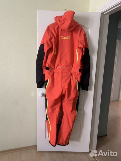 Комбинезон для сноуборда мужской