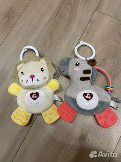 Подвесные игрушки музыкальные