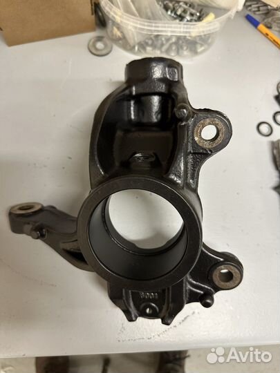 Кулак поворотный цапфа Ford Mondeo 4 S-Max