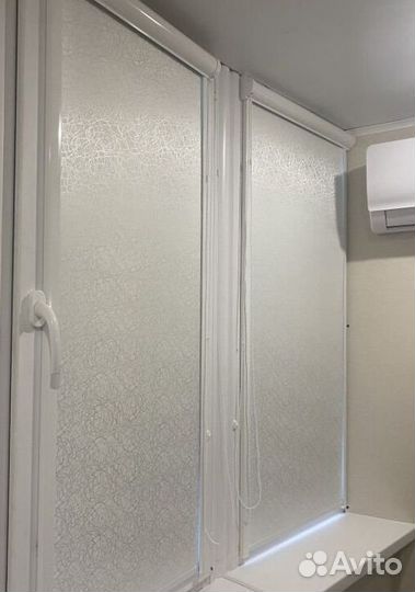 Рулонные шторы блэкаут в коробе A8406