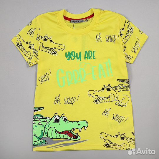 Футболка для мальчика яркая 98 см