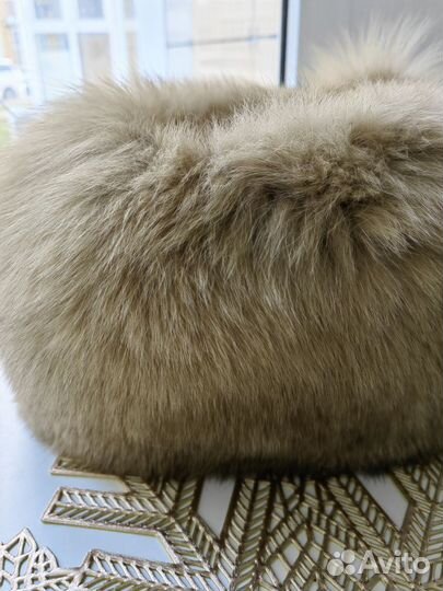 Шапка женская меховая из песца