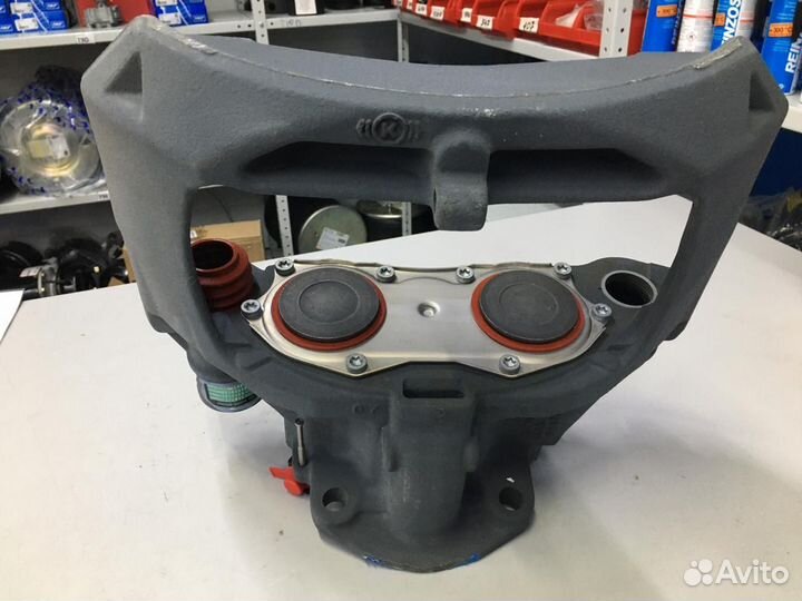 Суппорт тормозной Скания 4 серия левый