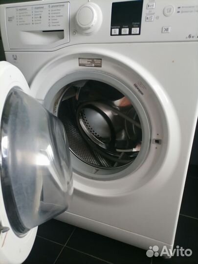 Стиральная машина Hotpoint Ariston 6 кг
