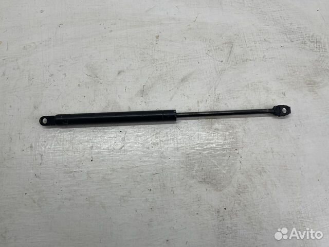 Амортизатор крышки багажника для BMW E34