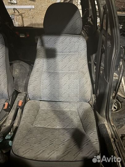 Передние сидения на ваз 2114