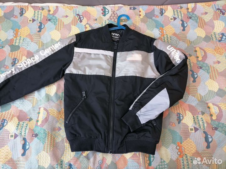 Куртка ветровка