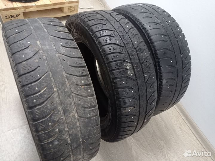 Bridgestone Ice Cruiser 7000 195/65 R15 91T