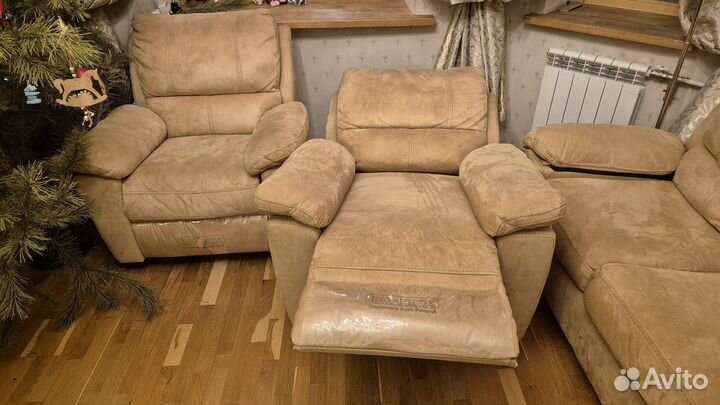Диван и два кресла реклайнеры