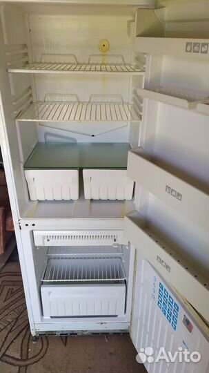 Холодильник Stinol No Frost в хорошем рабочем сост