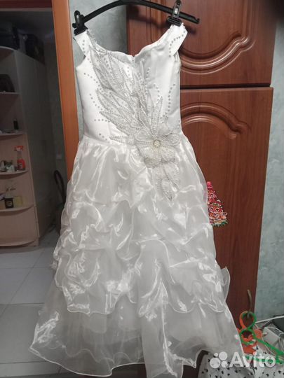 Нарядное платье для девочки