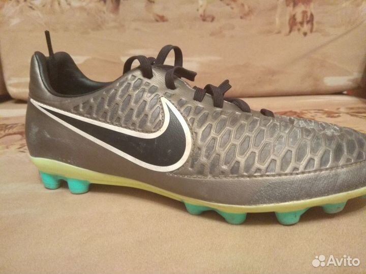 Бутсы nike magista. Размер 39.5. Состояние 9/10