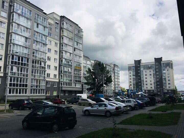 1-к. квартира, 42 м², 9/10 эт.