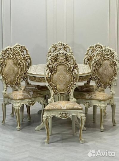 Комплект стол и стулья