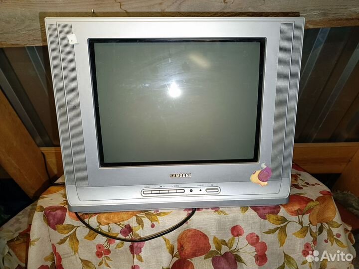 Телевизор samsung