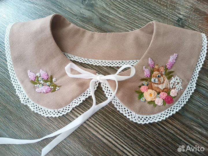 Воротничок с вышивкой