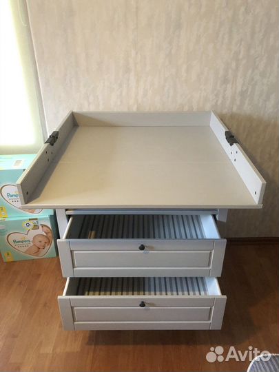 Пеленальный комод, кроватка IKEA Сундвик