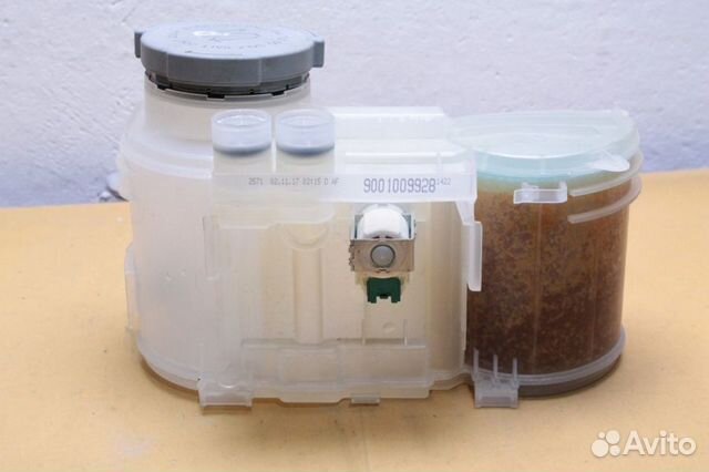 Соляной контейнер Bosch 12035952 бу. 7975
