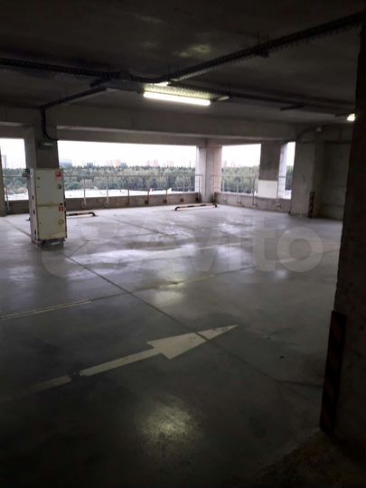 Машиноместо, 16 м²