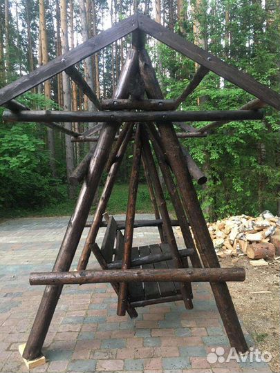 Садовые качели из дерева