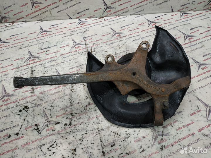 Цапфа передняя правая w210 Mercedes 2wd