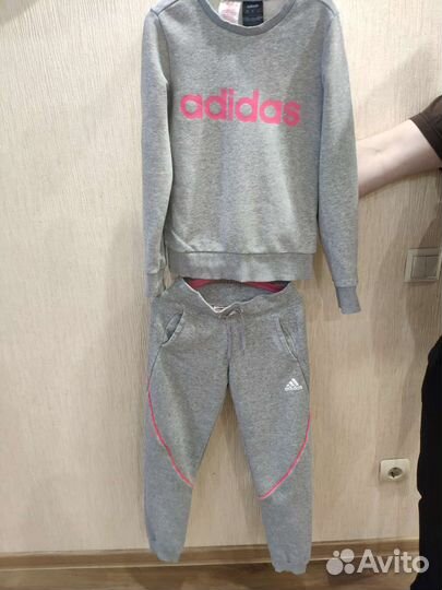 Спортивный костюм adidas для девочки 140