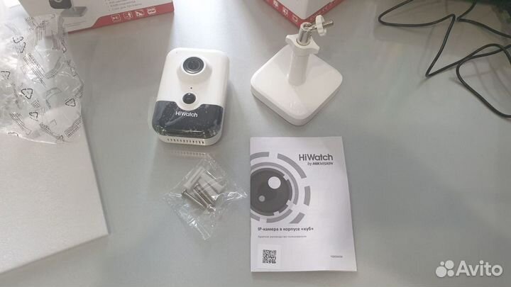 HiWatch DS-I214(B) 2.8mm камера видеонаблюдения
