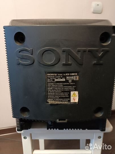 Телевизор Sony trinitron KV-14M1K