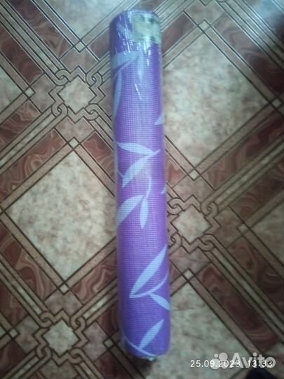 Коврик для йоги и фитнеса