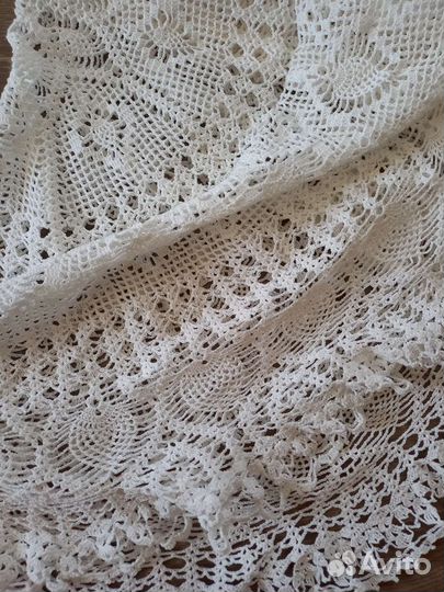 Скатерть кружевная в наличии 100см