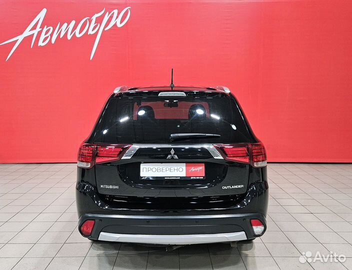 Mitsubishi Outlander 2.4 CVT, 2015, 144 000 км