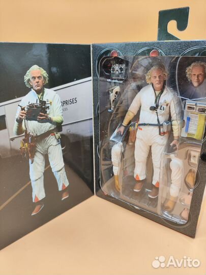 Фигурка back to the future Doc brown III