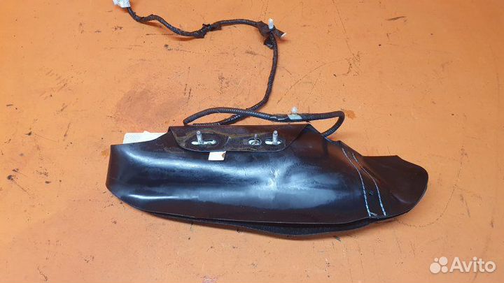 Подушка безопасности боковая передняя правая Ford